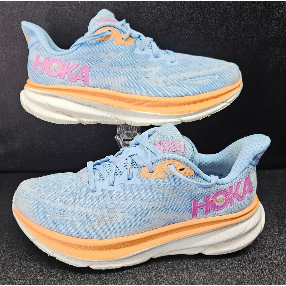 Hoka Women 7.5 Comfy footwear - Picture 1 of 11